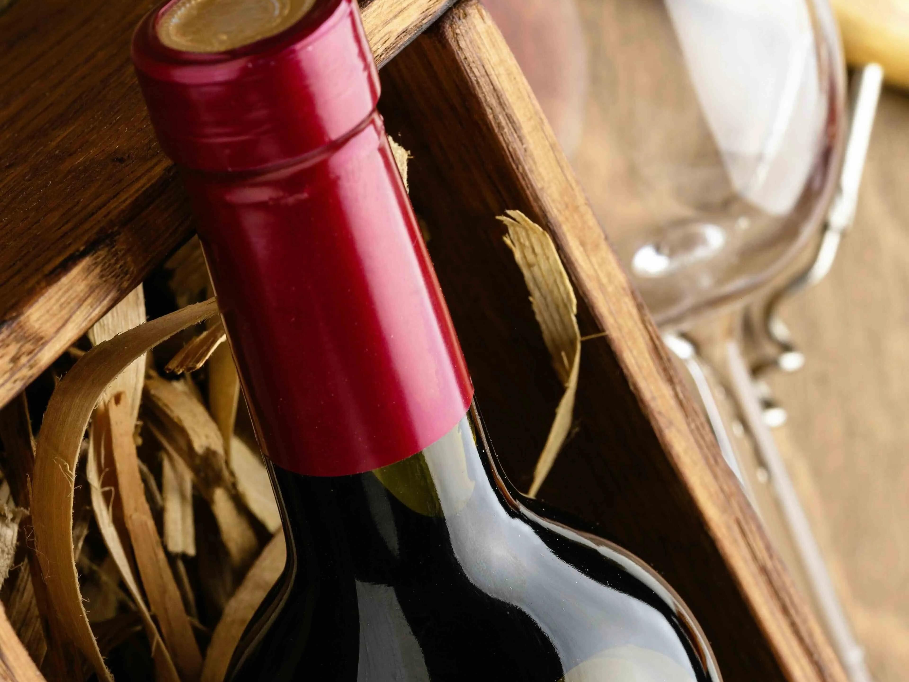 Via Maestra Enoteca slide 1